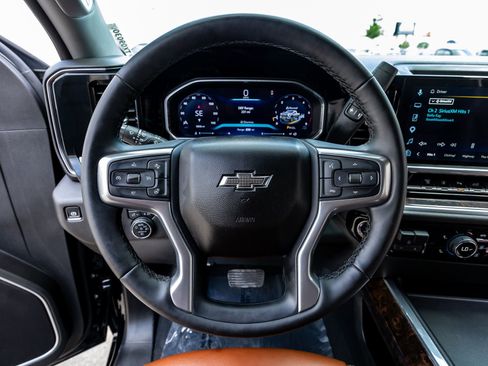 Used 2026 Chevrolet Silverado 2500 LT w/ Trail Boss Package image 18