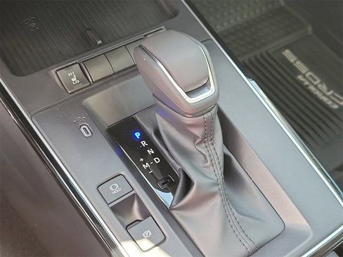 New 2026 Toyota Corolla Cross XLE FWD image 27