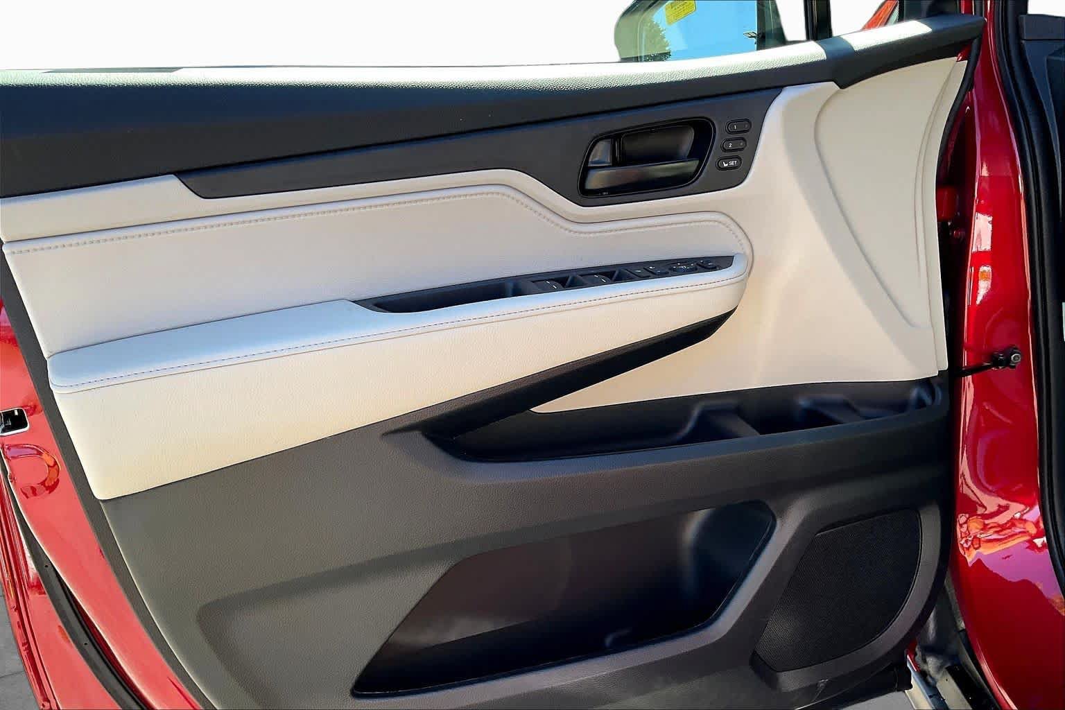 New 2027 Honda Odyssey EX-L image 10