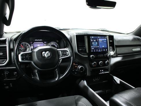 Used 2022 RAM 1500 Big Horn AWD/4WD image 2