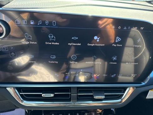 New 2026 Chevrolet Equinox EV LT w/ Convenience Package II image 19