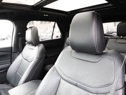 Used 2021 Ford Explorer ST w/ Equipment Group 401A image 15