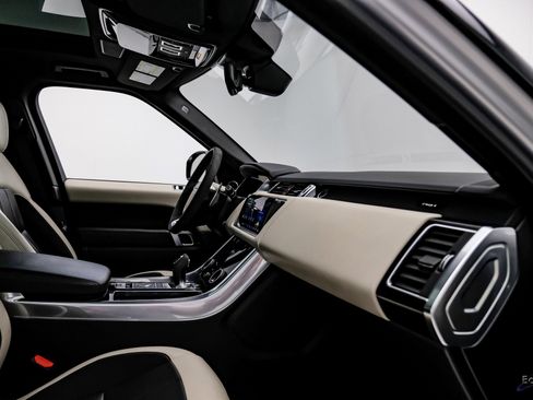 Used 2021 Land Rover Range Rover Sport HST image 45