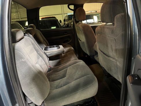 Used 2006 Chevrolet Silverado 3500 LT w/ Heavy-Duty Power Package image 29