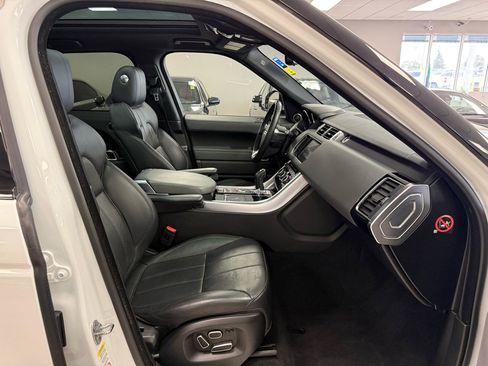 Used 2015 Land Rover Range Rover Sport HSE AWD/4WD image 27