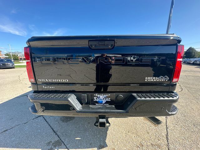 Used 2024 Chevrolet Silverado 2500 High Country w/ Technology Package AWD/4WD image 35