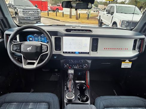 New 2025 Ford Bronco Heritage Edition image 11