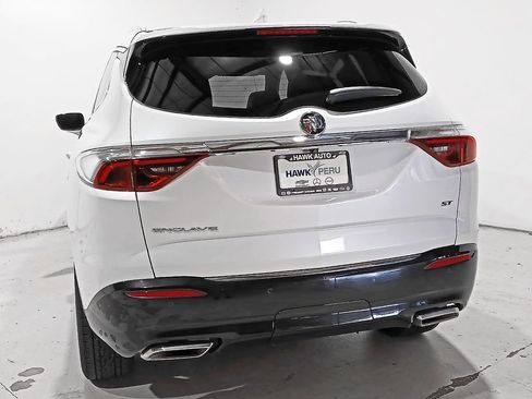 Used 2023 Buick Enclave Essence w/ Experience Buick Package FWD image 5