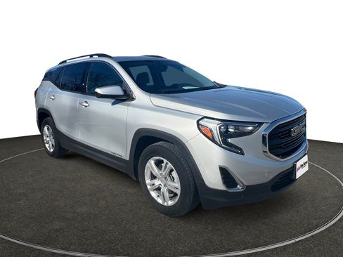 Used 2020 GMC Terrain SLE w/ Driver Convenience Package image 8