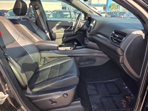 Used 2023 Dodge Durango R/T RWD image 19