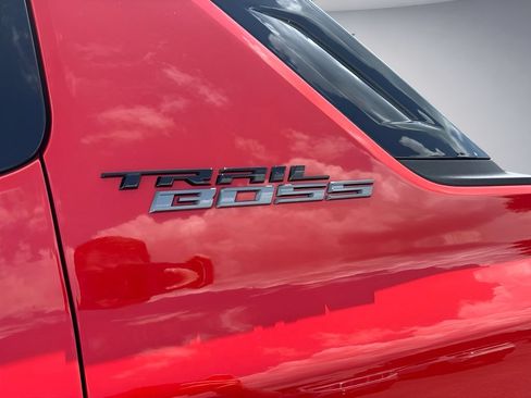 Used 2026 Chevrolet Silverado EV Trail Boss AWD/4WD image 35