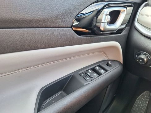 New 2026 Jeep Compass Limited image 24