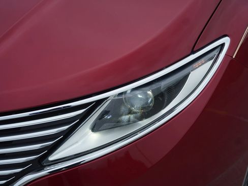 Used 2014 Lincoln MKZ AWD w/ Equipment Group 102A Reserve image 33