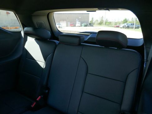 New 2026 Chevrolet Traverse Z71 w/ Enhanced Driving Package AWD/4WD image 15