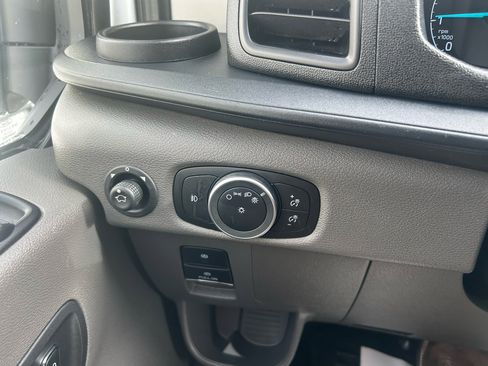 Used 2024 Ford Transit 250 XL w/ Exterior Upgrade Package image 15