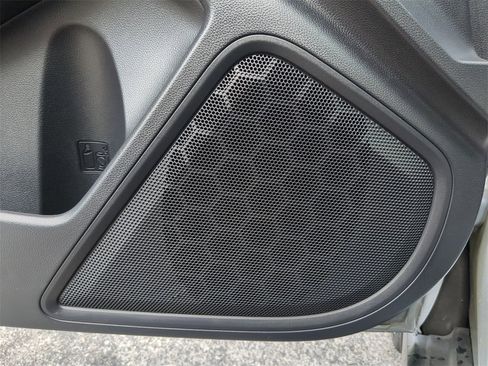 Certified 2021 Subaru Outback Onyx Edition XT w/ Popular Package #2 image 19