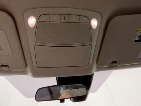 Used 2020 Nissan Rogue S AWD/4WD image 36