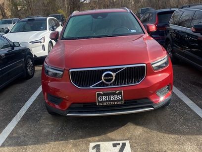 Used 2019 Volvo XC40 T5 Momentum