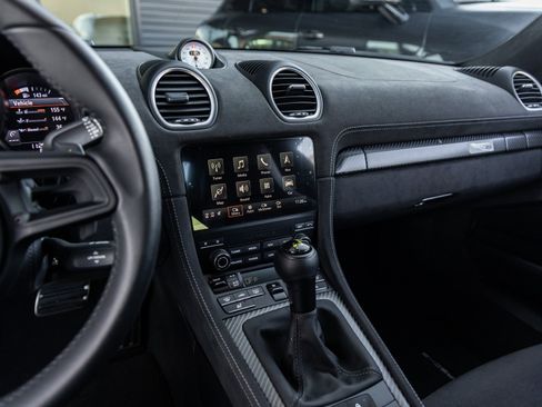 Certified 2025 Porsche 718 Boxster Spyder RS image 42