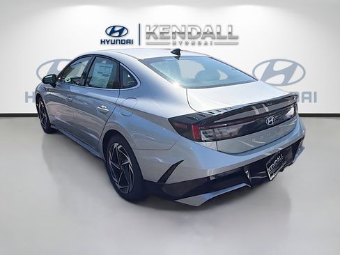 New 2026 Hyundai Sonata SEL FWD image 4