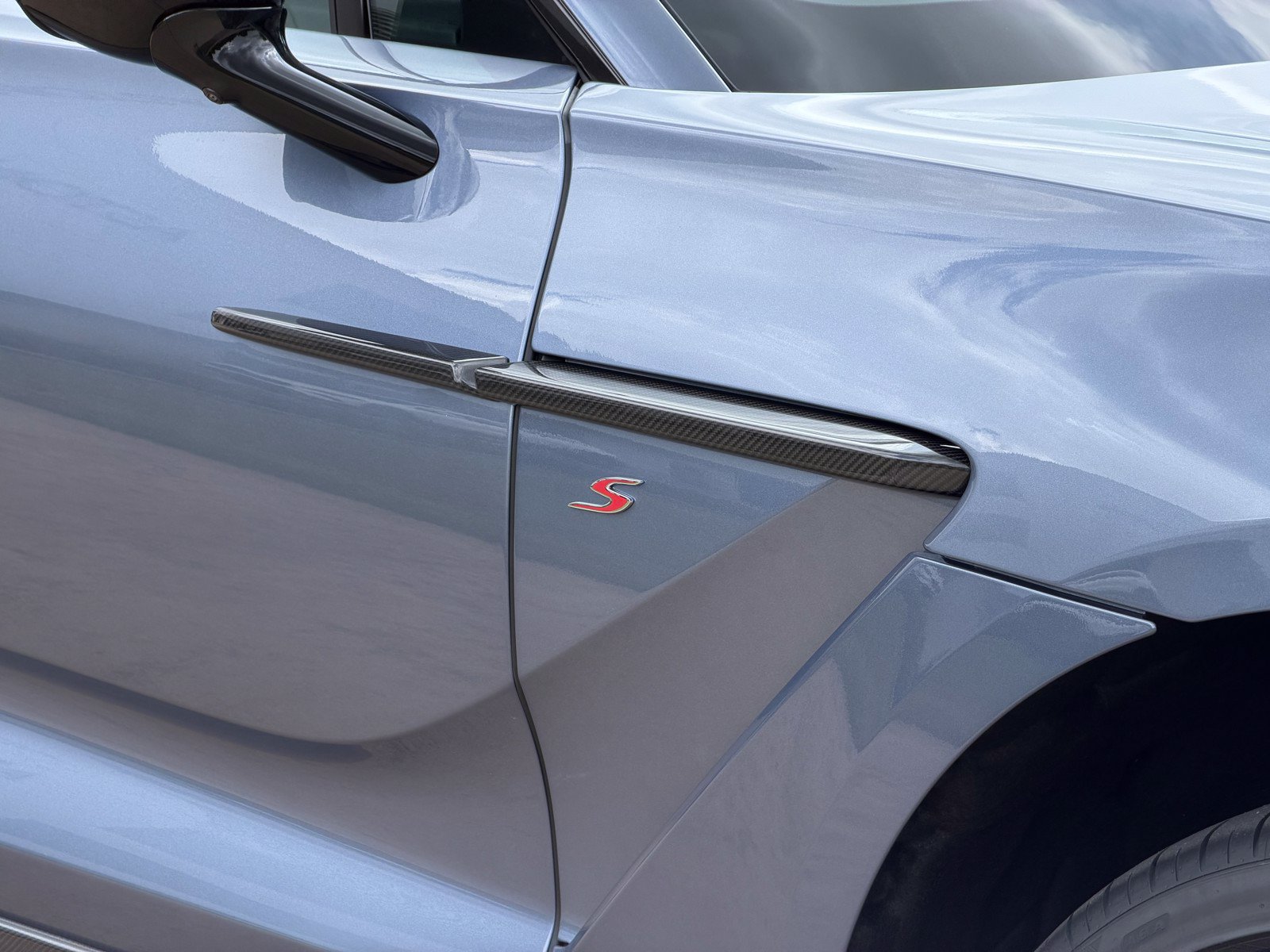 New 2026 Aston Martin DBX S AWD/4WD image 23