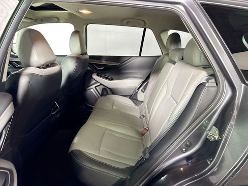 Used 2021 Subaru Outback Limited image 21