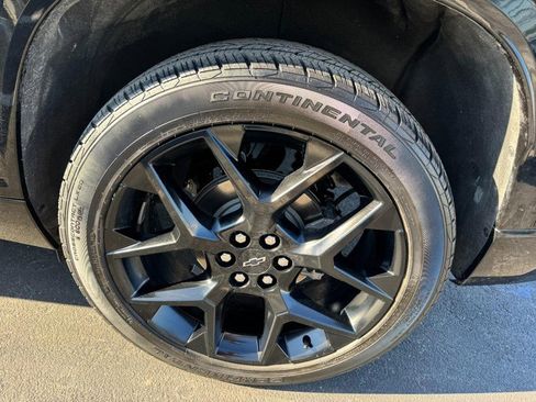 Used 2024 Chevrolet Traverse RS image 7