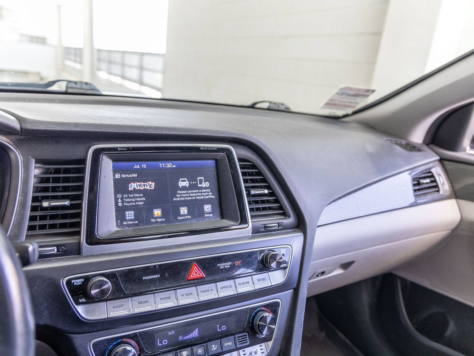 Used 2019 Hyundai Sonata Limited w/ Winter Weather Package FWD image 13