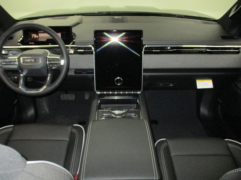 New 2026 GMC Sierra EV Elevation w/ Premium Package image 29