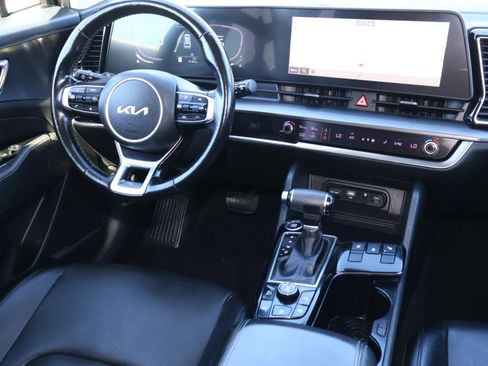 Used 2023 Kia Sportage EX image 10