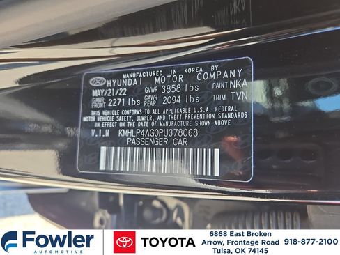 Used 2023 Hyundai Elantra Limited FWD image 29