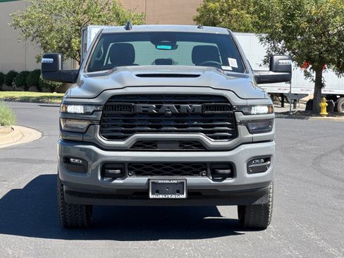 New 2026 RAM 2500 Big Horn AWD/4WD image 8