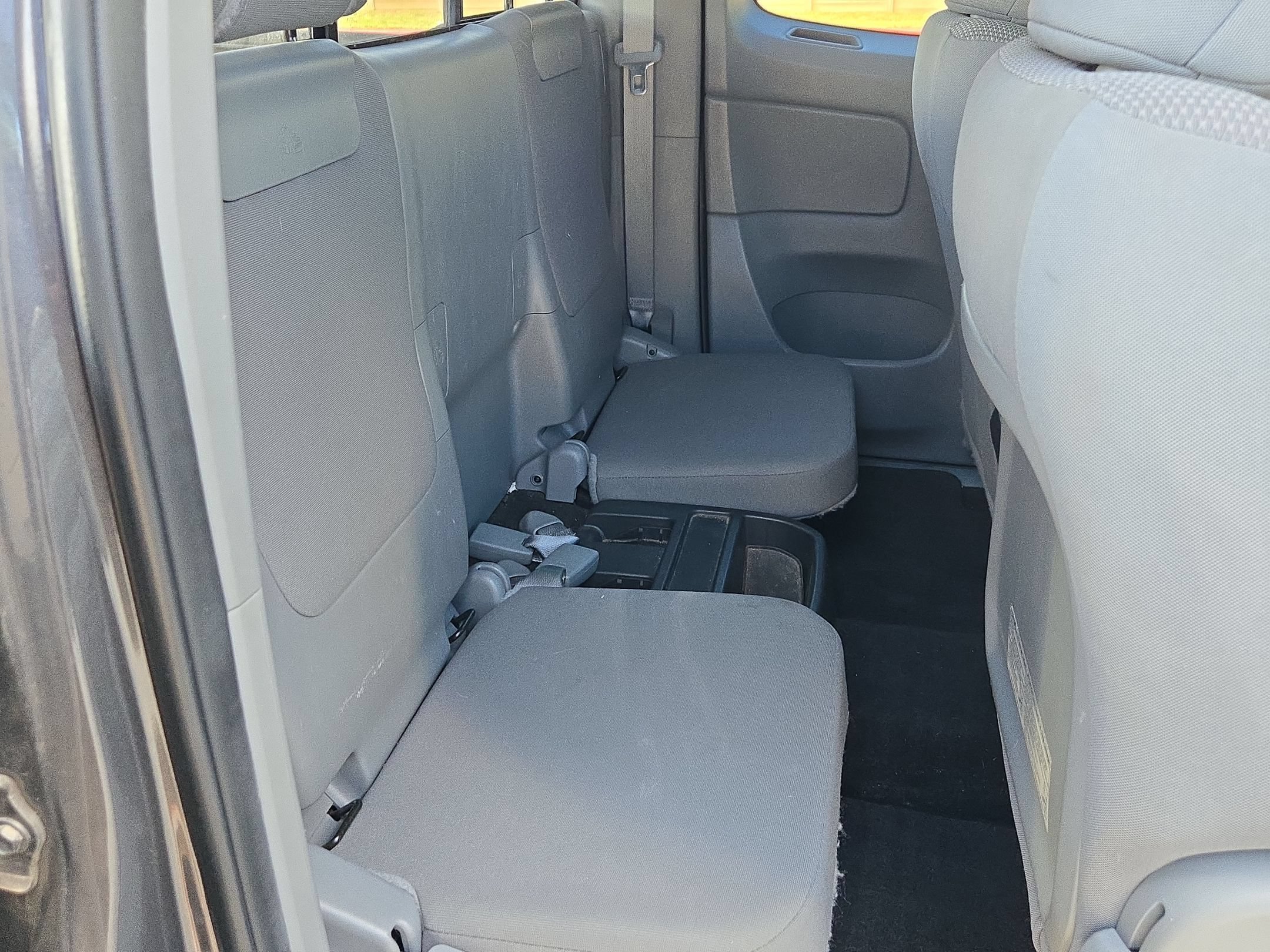 Used 2014 Toyota Tacoma PreRunner w/ Convenience Package RWD image 25