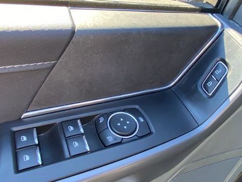 Used 2025 Ford F150 XLT w/ Equipment Group 301A Standard image 17