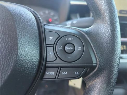 Certified 2025 Toyota Corolla LE image 12