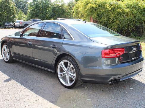 Used 2013 Audi S8 w/ Full Leather Pkg image 9