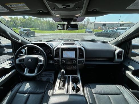 Used 2019 Ford F150 Lariat w/ Trailer Tow Package AWD/4WD image 3