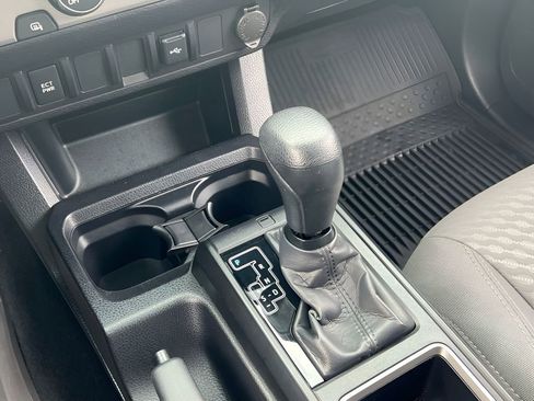 Certified 2022 Toyota Tacoma SR RWD image 23
