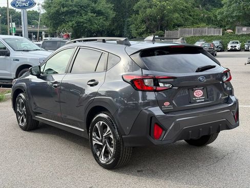 Used 2024 Subaru Crosstrek 2.0i Premium AWD/4WD image 8