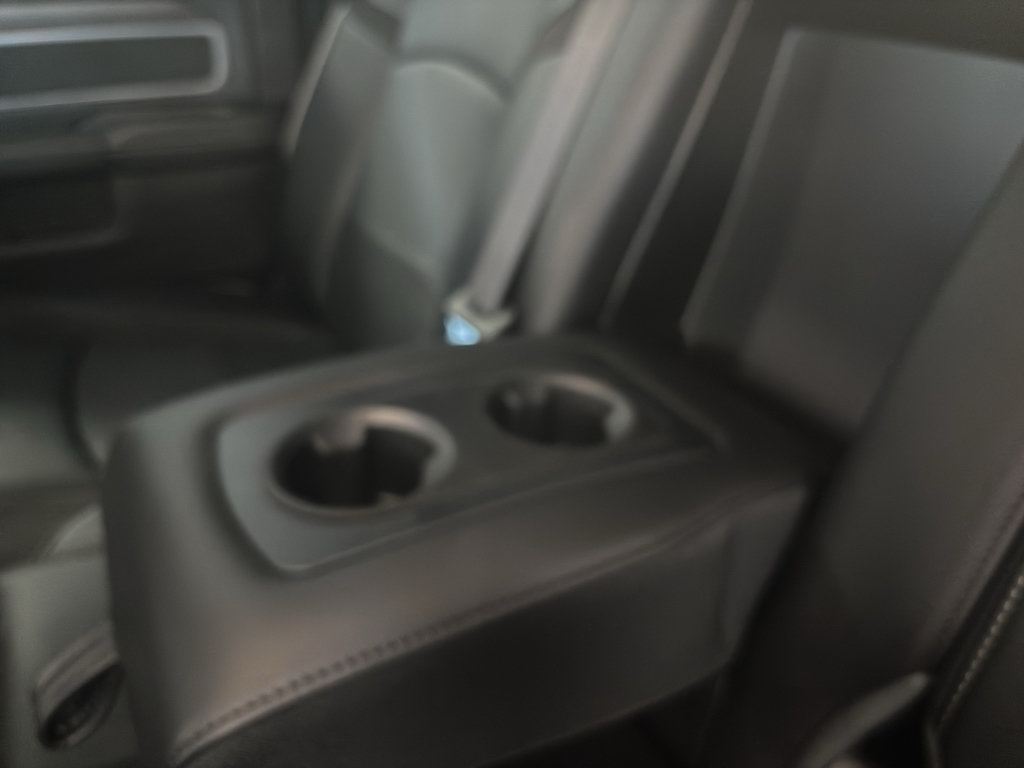 New 2025 RAM 2500 Laramie AWD/4WD image 15