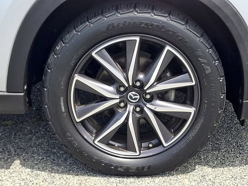 Used 2018 MAZDA CX-5 Touring w/ Preferred Equipment Package FWD image 8