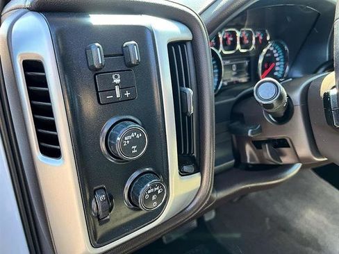 Used 2018 GMC Sierra 1500 SLT w/ SLT Premium Package image 28