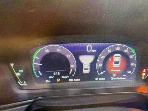 Used 2025 Honda Accord Sport image 5