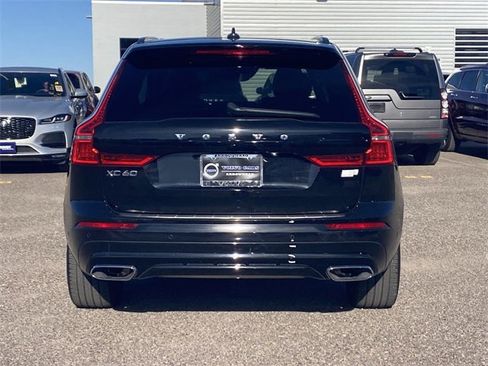 Used 2021 Volvo XC60 T8 R-Design w/ Advanced Package image 8