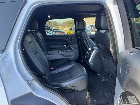 Used 2020 Land Rover Range Rover Sport HSE image 11