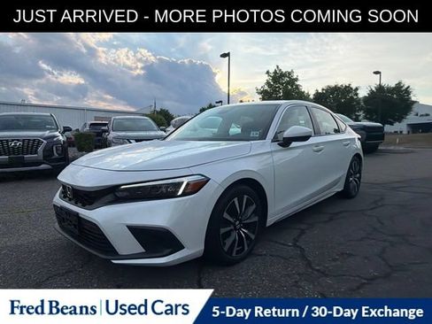 Used 2024 Honda Civic EX-L image 3