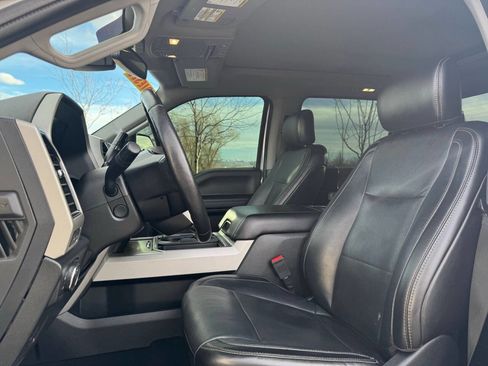 Used 2019 Ford F350 Lariat image 13