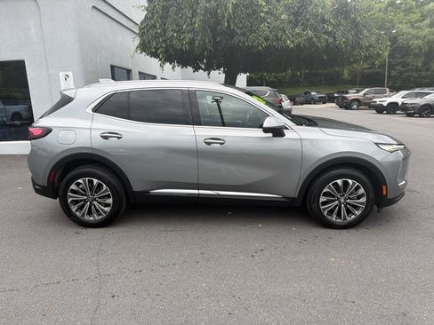 Used 2024 Buick Envision Preferred AWD/4WD image 2