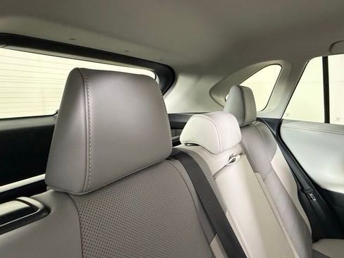 Used 2025 Toyota RAV4 Limited w/ Advanced Technology Package FWD image 31