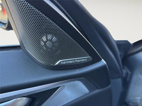 Used 2025 BMW 430i xDrive w/ Premium Package image 12